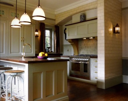 Choosing Victorian paint colours for your refurbished period home