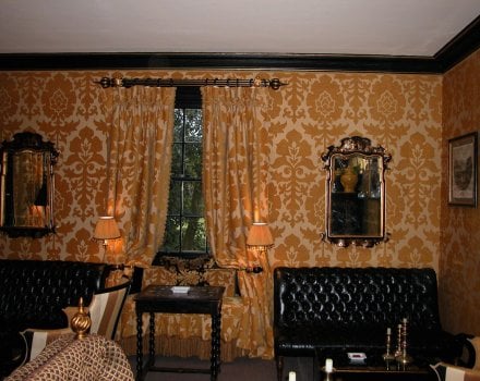 Choosing Victorian Style Wallpaper