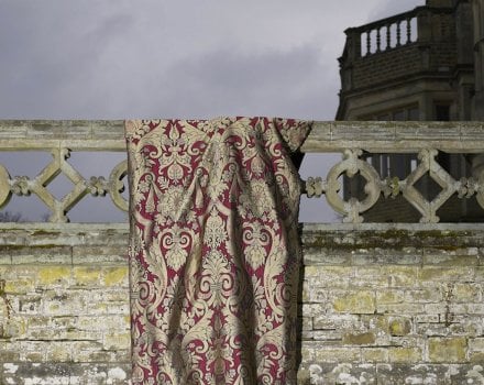 Choosing Victorian Curtain Fabrics