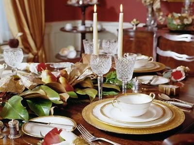 Christmas-themed Period dining room