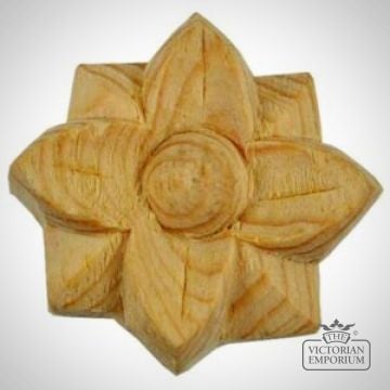 Pn616 Forget Me Not Mini Pine Flower Carving 300x300