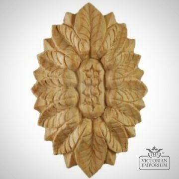 Pn920 Small Classical Medallion A Hand Carving In Pine 300x300