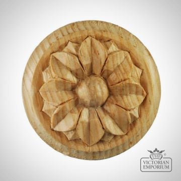 Pn929 Classical Rose On Plinth Carving By Hand In Pine